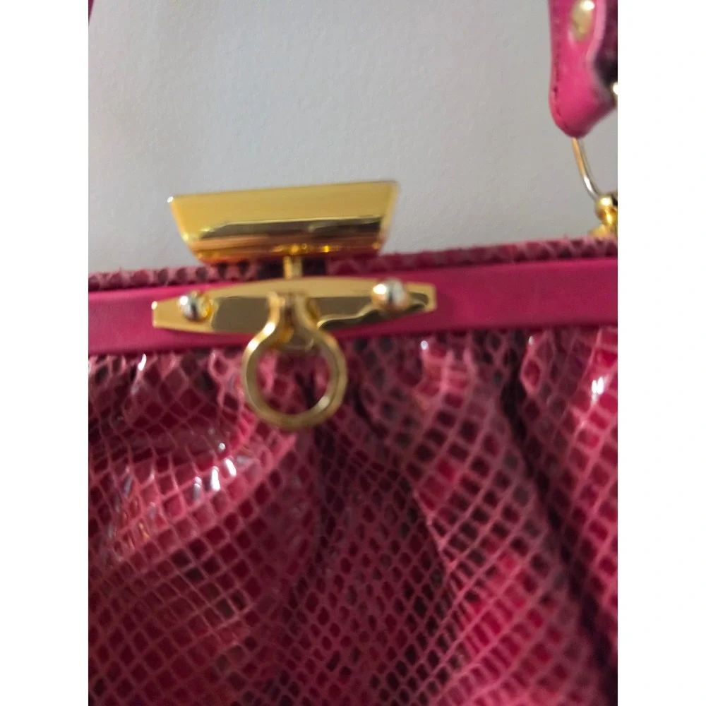 Vintage Style Magenta Faux Snakeskin Frame Handbag Gold Hardware Top Handle Bag